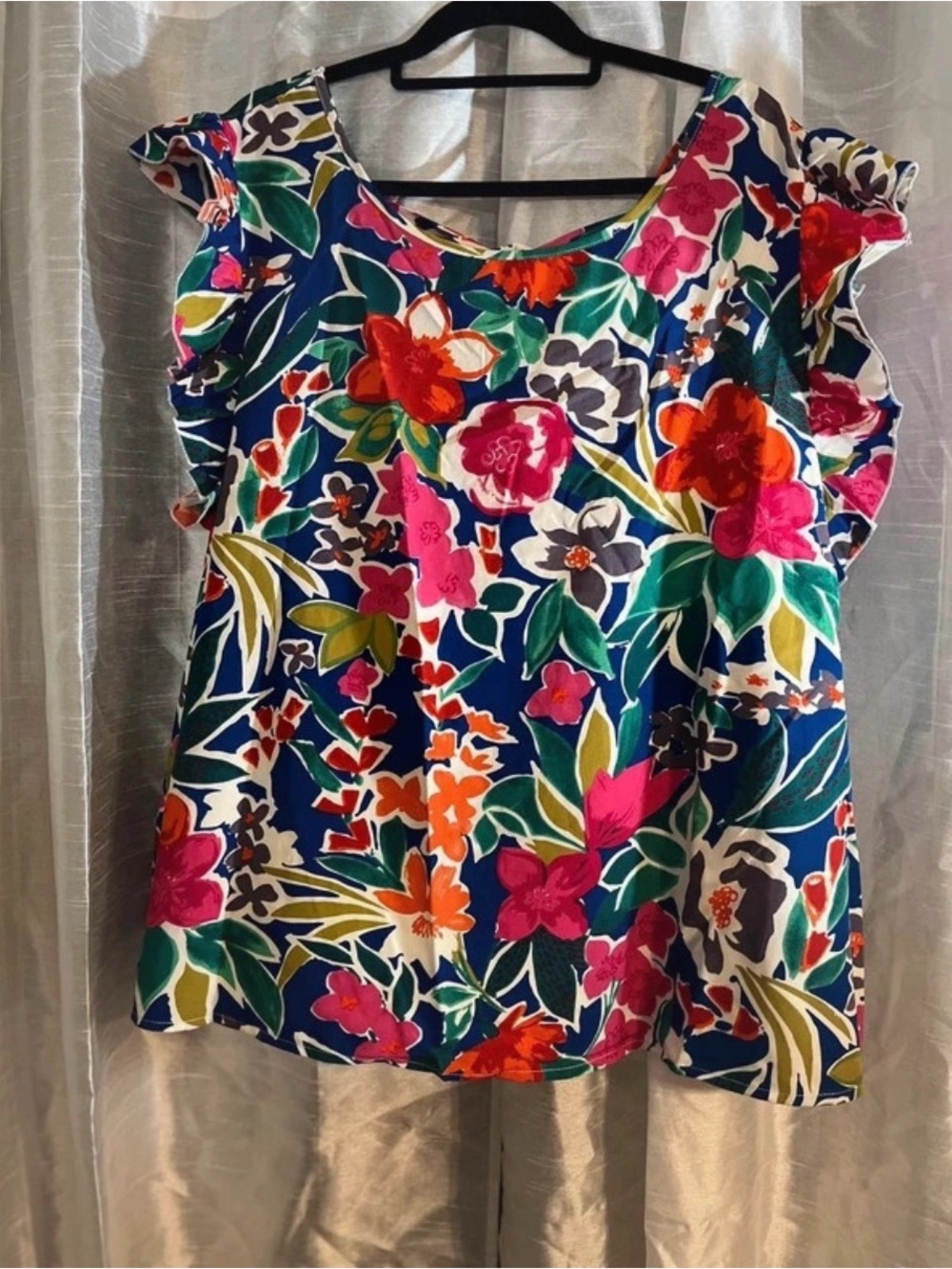 SHEIN Navy Floral Scoop Neck Blouse with Multicolor Blooms